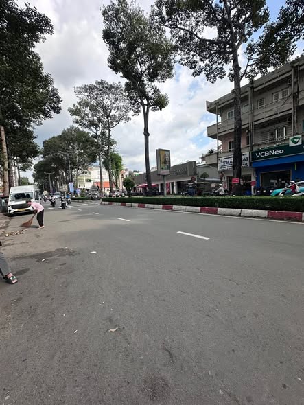 Nhà HXH Đường An Dương Vương, Phường 9 Quận 5 Cũ. Nhà HXH Đường An Dương Vương, Phường 9 Quận 5 Cũ.