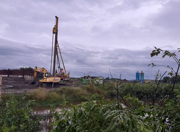 Bán đất mặt tiền 60x90m giá 3 triệu/m2 Đường Kênh 4, Gần Làng Đại Học