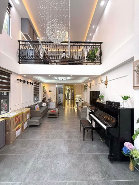 Nhà đẹp Đồng Đen, Tân Bình – 105m² (4.6×22.8), 3 tầng, giá 13.5 tỷ