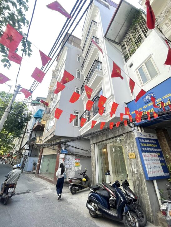 BÁN NHÀ MẶT THANH XUÂN, LÔ GÓC 3 THOÁNG, 42M 7 TẦNG THANG MÁY KINH DOANH, CHỈ 19.X TỶ