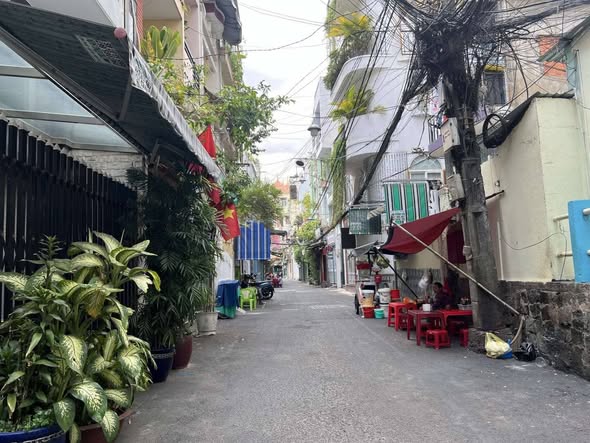 Nhà Đường Võ Văn Kiệt Cầu Kho Quận 1 Cũ.