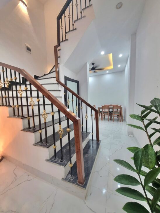 Nhà Phố Nguyễn Xiển-35m*5tầng- Gần trường, chợ; ô tô đỗ cách 30m- Nhỉnh 8 tỷ