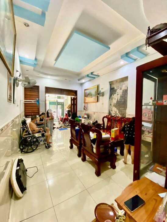 NHÀ CẤP 4 MỚI Ở NGAY SÁT HÃNG BIA HEINEKEN, ĐI BỘ RA SIÊU THỊ METRO – XE HƠI NGỦ NHÀ. HIỆP THÀNH