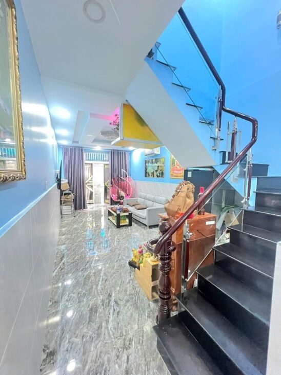 NHÀ 2 TẦNG BTCT 47M2, NGAY NGÃ TƯ NGUYỄN ẢNH THỦ VÀ TÔ KÝ. PHƯỜNG TRUNG MỸ TÂY, QUẬN 12.