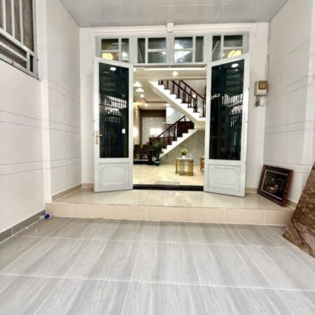 NHÀ 2 TẦNG MỚI ĐẸP 56 M2, KHU SẦM UẤT. HẺM XE HƠI MỘT TRỤC THẲNG ĐƯỜNG THỚI AN 13, PHƯỜNG THỚI AN,