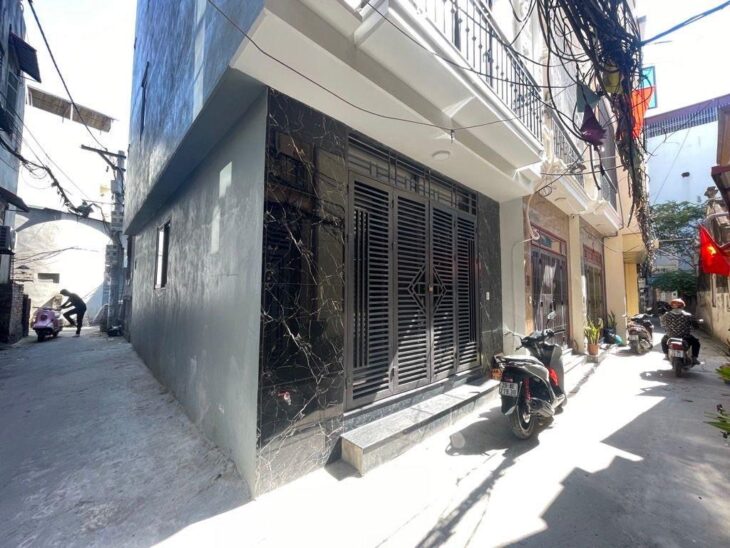 HÀ TRÌ 5 TẦNG THANG MÁY LÔ GÓC 45M2 CHỈ 9 TỶ