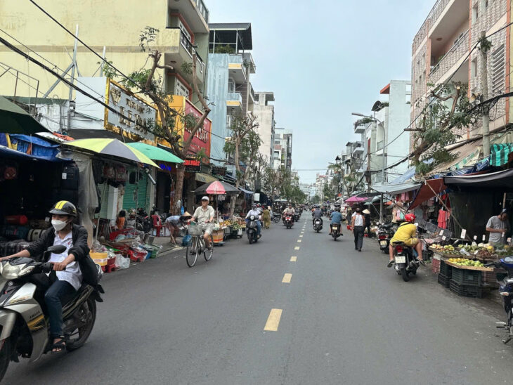 Mặt tiền KD sầm uất 25m Phạm Văn Bạch TB 190m2 ngang 5m gần chợ ga T3 GIÁ RẺ 23 tỷ.