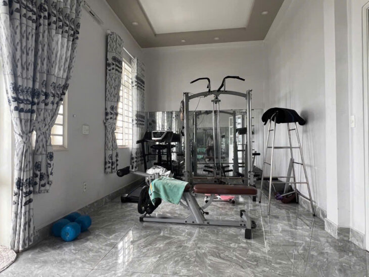 Bán nhà MTKD ngay Metro Hiệp Phú Q12 ngang 6.6m 165m2 3 tầng đẹp vào ở và KD chỉ 17.5 tỷ.