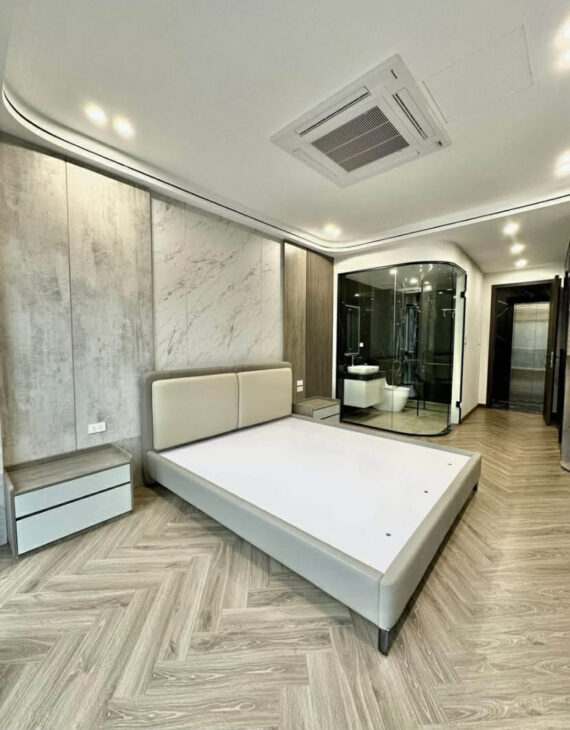 Ô TÔ ĐỖ CỬA- NHÀ Ở XUÂN LA_TÂY HỒ- DT 55m2, 5 TẦNG THANG MÁY- NGÕ KINH DOANH- 16 TỶ