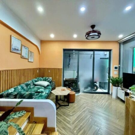 Hàng hiếm trung tâm Hải Châu – nhà 2 tầng kiệt Hoàng Diệu – 2 mặt thoáng, ở ngay!