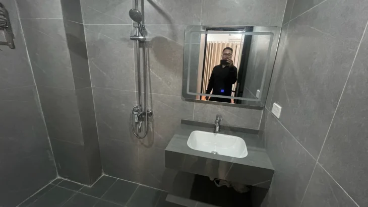 Bán Nhà Minh Khai 34m2. 5 tầng. mặt tiền 5m. giá 8.7 Tỷ Hai Bà Trưng Hà Nội