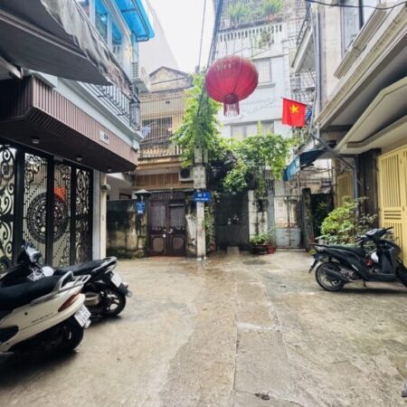 🏡 Trương Định – 46m – 5 Tầng Thang Máy – Lô Góc 3 Thoáng – Giá: 12,7 Tỷ