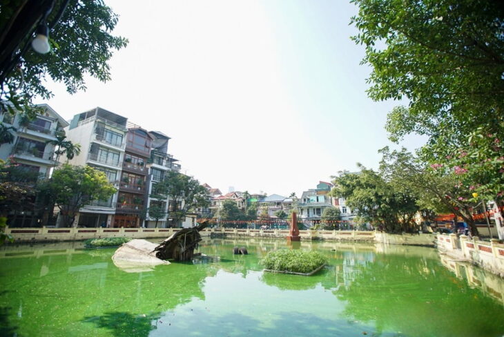 17.11.25.1. Bán nhà gần CV Bách Thảo, view hồ điều hòa, dt 150m2 có sân vườn, thoáng mát, MT khủng