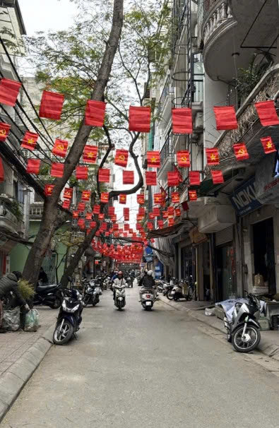 BÁN NHÀ GIẢNG VÕ, TRUNG TÂM BA ĐÌNH – 45/50M² x 5T – Ô TÔ TRÁNH – Ở NGAY – KINH DOANH ĐỈNH – GIÁ