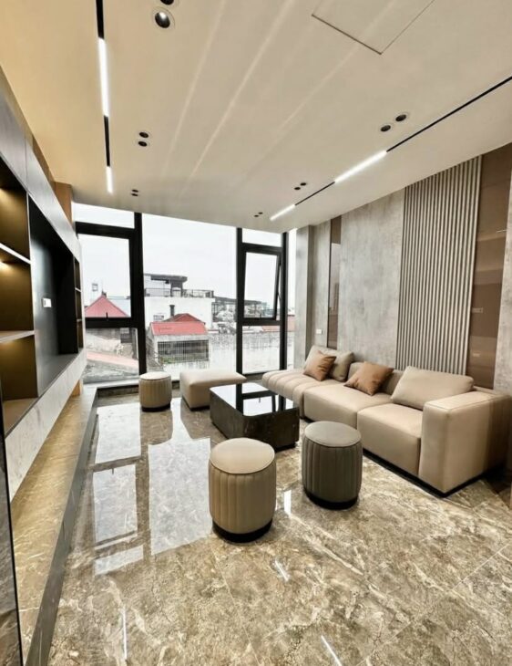 Ô TÔ ĐỖ CỬA- NHÀ Ở XUÂN LA_TÂY HỒ- DT 55m2, 5 TẦNG THANG MÁY- NGÕ KINH DOANH- 16 TỶ