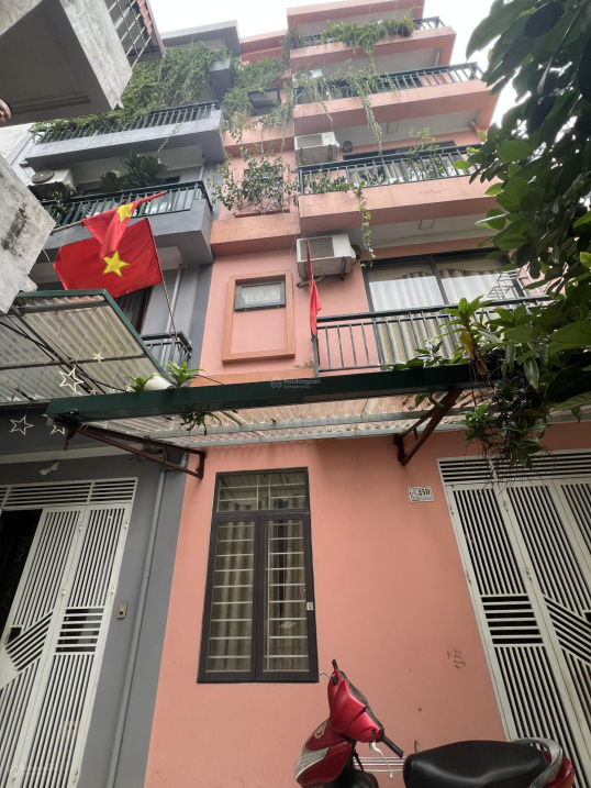 Bán gấp nhà riêng 31m2 tại An Dương Vương, Phú Thượng, Tây Hồ, 10m ra ô tô tránh, cực hiếm