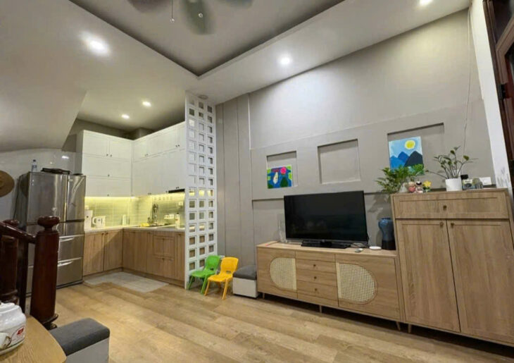 BÁN NHÀ TRẦN CUNG, 5T KIÊN CỐ, HIỆN ĐẠI, TIỆN ÍCH BẠT NGÀN – 39M2, 7.39 TỶ