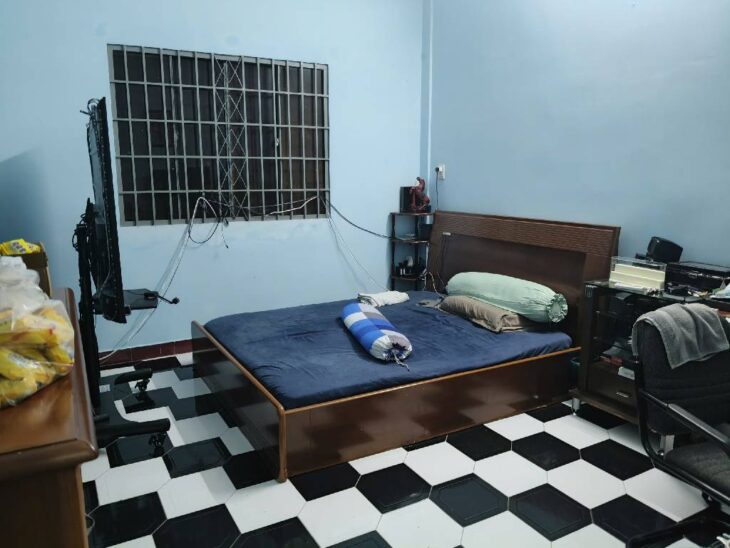 Bán nhà HXH Phan Xích Long, 4(NH 8m) x 14.7m, 3 tấm, 4pn, 5wc, 9.6 tỷ, TL