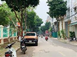 Bán 95m2 đất phân lô Phú Thượng, căn góc 3 mặt đường , ôtô tránh, dừng đỗ giá đầu tư