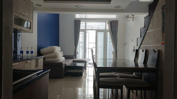 Cho thuê nhà Xô Viết Nghệ Tĩnh, P.25, 4.2x12m, trệt, lửng, 2pn, 2wc, 12tr, TL