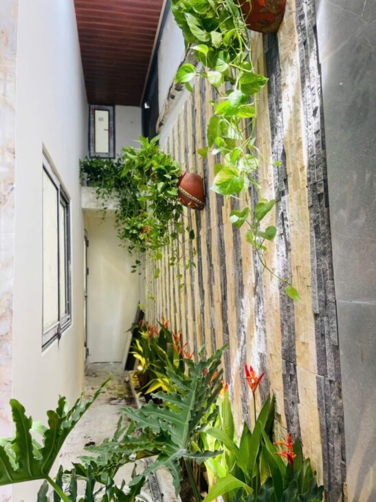 ♥ Nhà kiệt Điện Biên Phủ, Ô tô đậu 20m, 75m2, 2.5 tầng đẹp, 4PN, 4.x tỷ