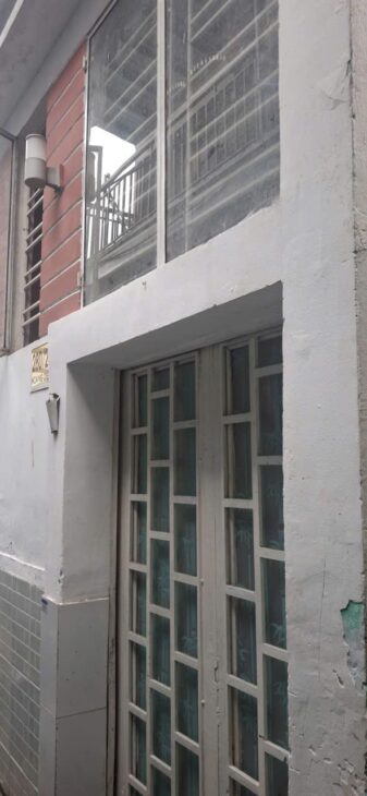 ♥ Nhà Lô Góc 3 mặt thoáng Hoàng Diệu gần Nguyễn Văn Linh, 34m2, lửng đúc, 2.5 tỷ