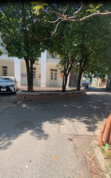 Bán đất Đàm Quang Trung, Ngõ Thông oto, 42m ngay aeomall. LH 0936123469