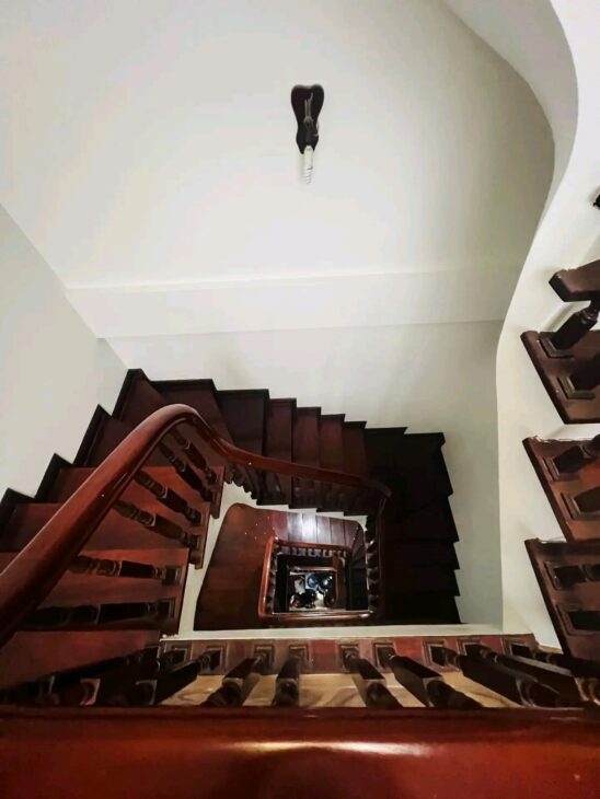 Chính chủ tôi cho thuê nhà mới, Hoàng Quốc Việt, 98m2x 5T vỉa hè 33 Tr