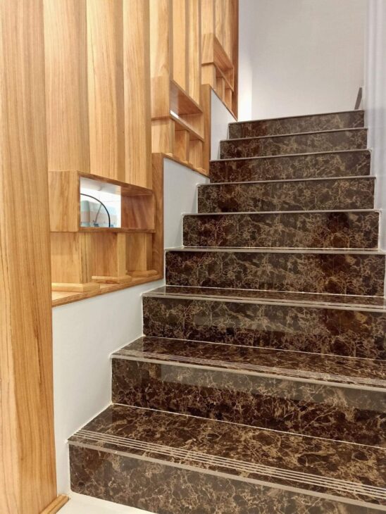 Nhà tôi cần cho thuê nhà mới ,vỉa hè, 102m2- 5T, Hoàng Văn Thái_33 Tr