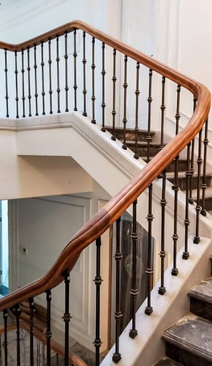 Cho thuê nhà mới, lô góc, thang máy, 117m2_ 5T; vỉa hè, Xã Đàn-50 Tr