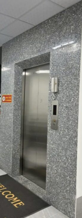 Nhà tôi cho thuê nhà mới, lô góc, 103m2_ 4T; vỉa hè, Lạc Trung-28 Tr