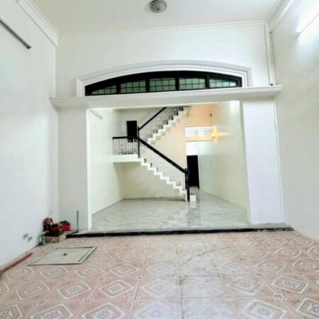 bán nhà Quan Nhân, Nhân Chính, Thanh Xuân, DT69m2, 16T, nhà ngay mặt phố, oto tránh, kinh doanh.