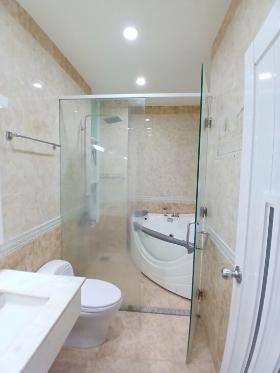 + HẺM XE TẢI – P.12 TÂN BÌNH – NỘI THẤT TIỀN TỶ CAO CẤP NHẬP KHẨU – DT 5m x 20m – 4 TẦNG BTCT