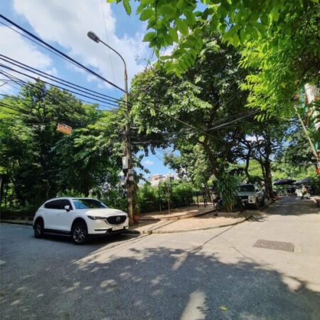 Bán nhà riêng Kim Đồng Hoàng Mai, giá 16.5 tỷ, dt 48m2, thang máy, siêu đẹp