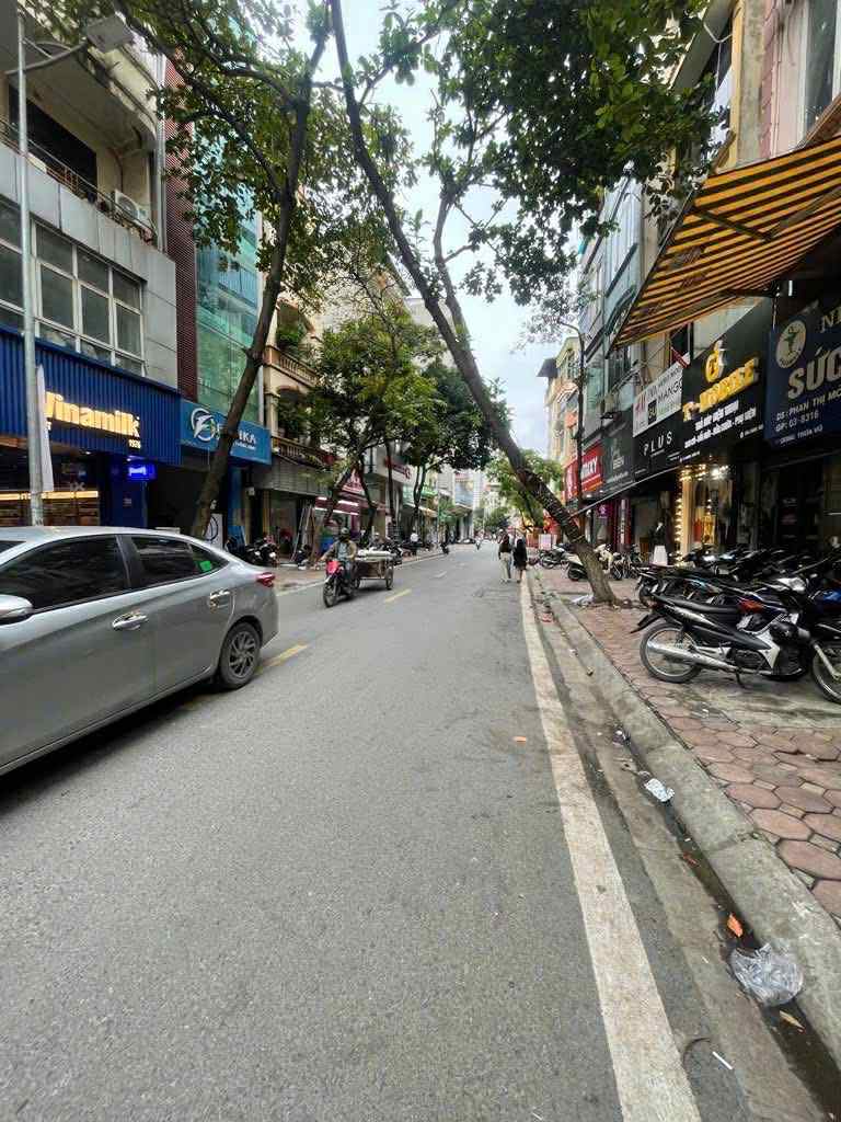 BÁN TÒA NHÀ THANH XUÂN 190MX9 TÂNG, THANG MÁY, TẦNG HẦM, MẶT TIỂN 14M 160 TỶ.