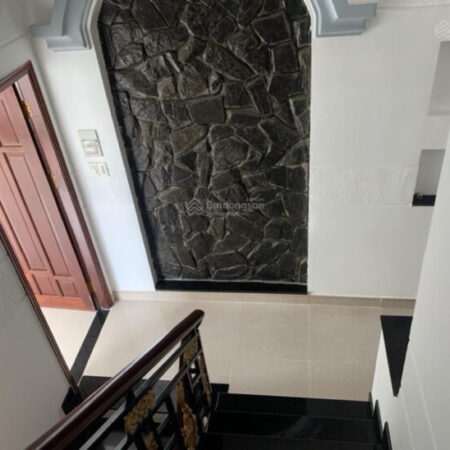 NHÀ ĐẸP MẶT TIỀN BÌNH TRƯNG TÂY, QUẬN 2 – 95,5 M2 – 4 TẦNG BTCT- NỘI THẤT SỊN