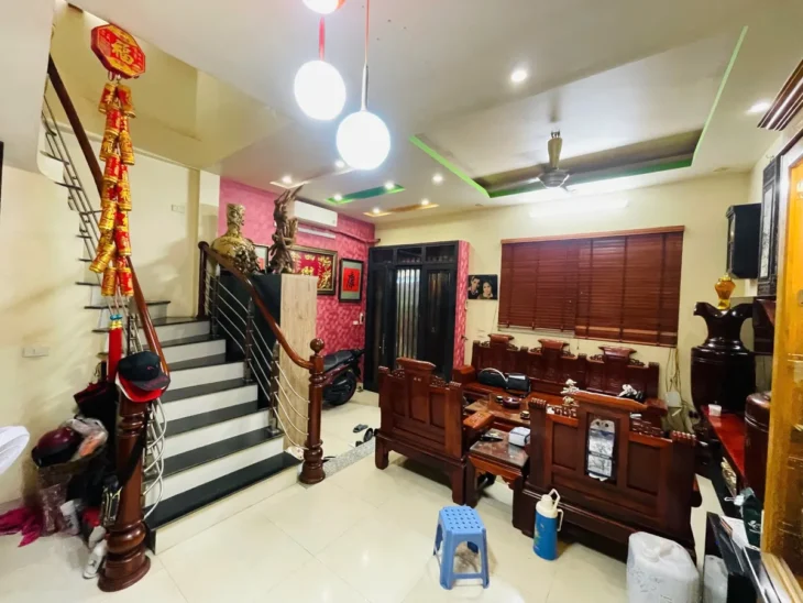 Bán Nhà Đại La 24/31m2. 4 tầng. mặt tiền 5.2m. giá 9.6 Tỷ Hai Bà Trưng Hà Nội