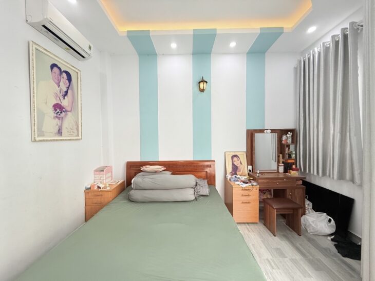 Bán Nhà HXH Thống Nhất, 40m2, 4 tầng, 4PN 4WC, 5.3 tỷ TL 0964364745