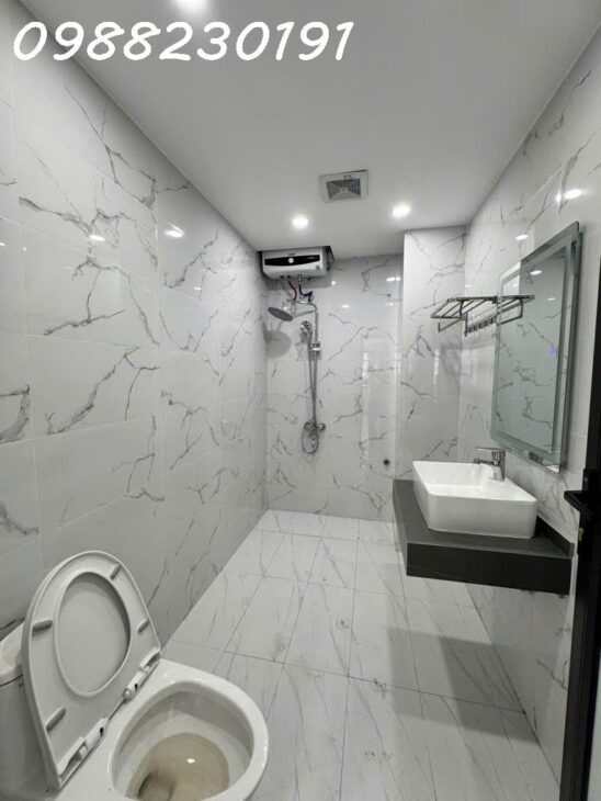 DUY NHẤT Bán nhà Ngũ Nhạc Hoàng Mai – 39m2 – 5 tầng – full nội thất – 15m ô tô tránh nhú 7 tỷ