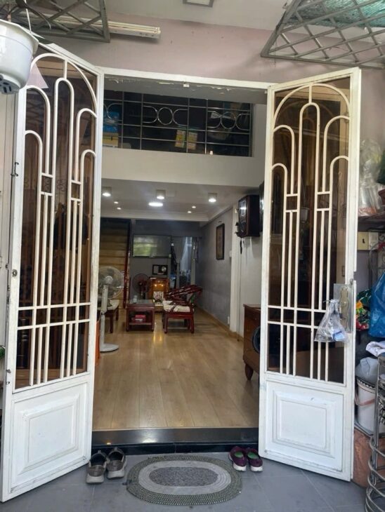 CĂN NGON, Nhà 1/ Nguyễn Văn Nghi, 50m2, 3 tầng 3PN, 4.5 tỷ TL 0964364745