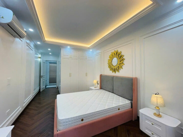 Bán nhà Phố Tôn Đức Thắng, 7 Tầng, Ngõ Thoáng, Gần Ô Tô, Giá: 13.7 Tỷ, Lh: 0396935190.