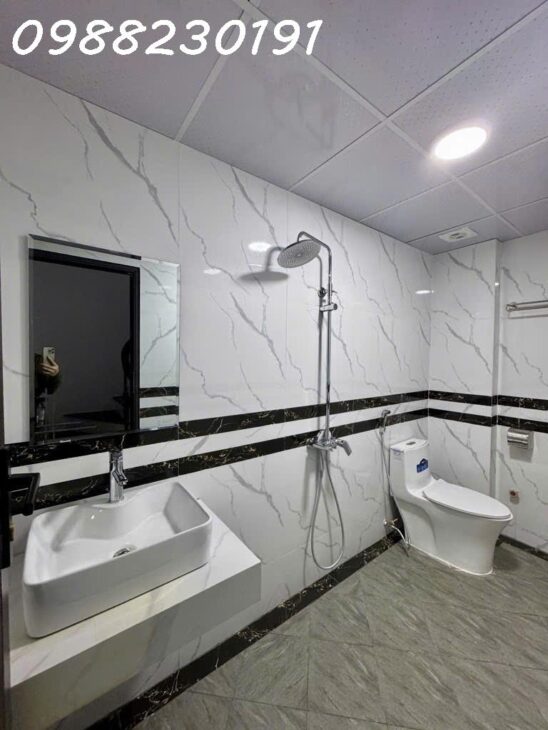 HÀNG HIẾM Bán nhà Vũ Đức Thuận – 5 tầng – xây mới – ở luôn – ngõ gần ô tô nhỉnh 5 tỷ