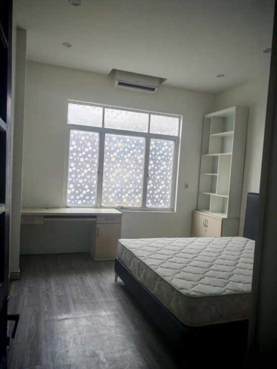 Cần bán nhà có SĐCC Ngõ Hoàng Mai, 40m² x 4 tầng 8,5 tỷ