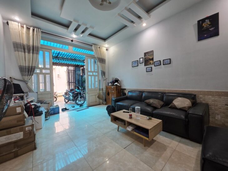 Bán nhà đường số 48, Hiệp Bình Chánh, Thủ Đức, TP HCM. DT 4x17m, 3 tầng, 3PN, SHR, giá 6.8 tỷ