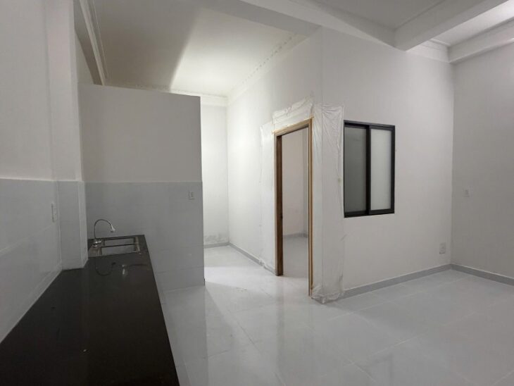 Bán nhà đường Man Thiện, Hiệp Phú, Q9, TP HCM. DT 93m2, 2 tầng, 4PN. Sổ hồng chính chủ. Giá 9.1 tỷ.