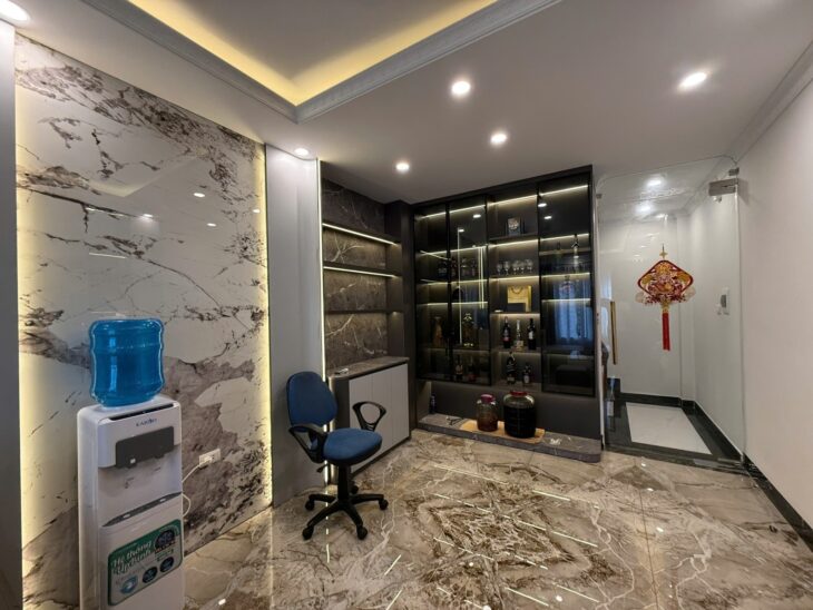 NHÀ ĐẸP GIANG BIÊN – 6 TẦNG FULL NỘI THẤT – NGÕ THÔNG Ô TÔ – GIÁ CHỈ 6 TỶ