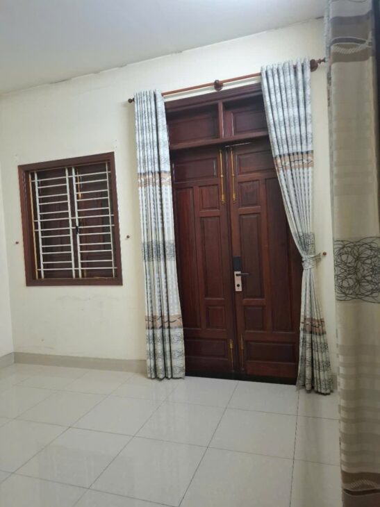 Bán nhà 2 Tầng DĩAn 176m²,SHR đường ô tô,Ngang KHủng 8.8M,chỉ 39tr/M2