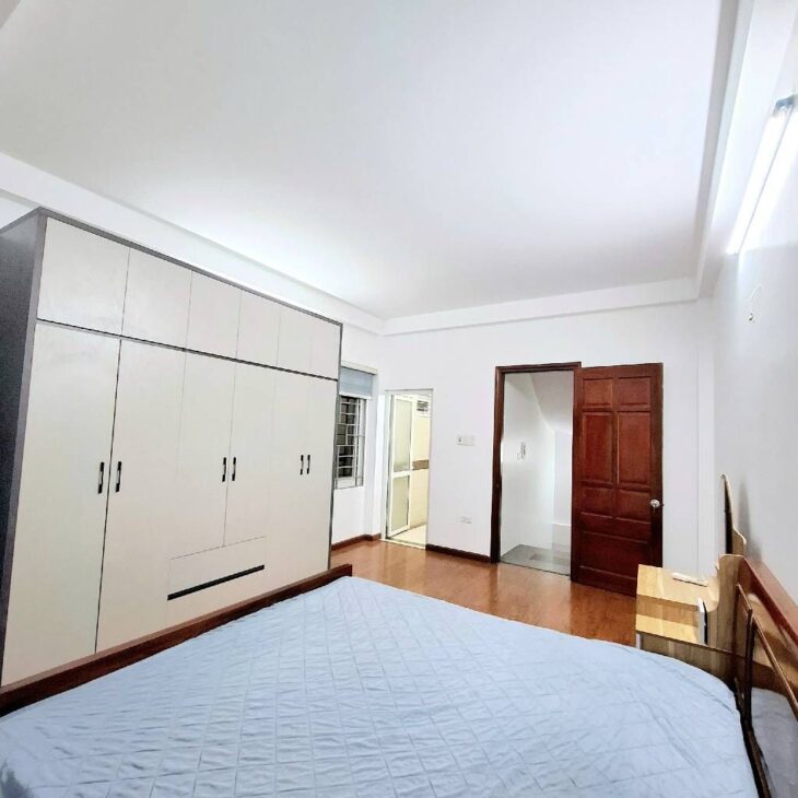 Bán Nhà Hoàng Mai – Lô Góc – Ngõ Rộng – Gần Ô Tô