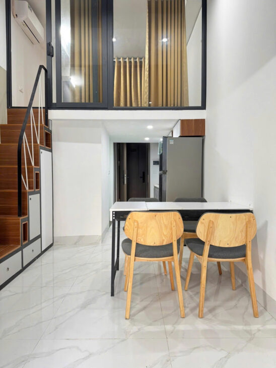 BÁN TÒA NHÀ MP KV HOÀNG QUỐC VIỆT, CẦU GIẤY – 217M² x 9T THANG MÁY – 2 HẦM – DÒNG TIỀN 300TR/TH –