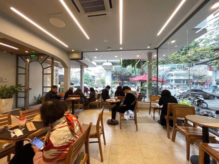 Bán nhà mặt phố phường Nghĩa Đô Cầu Giấy – 100m MT 6m – lô góc hai mặt ô tô kinh doanh vỉa hè